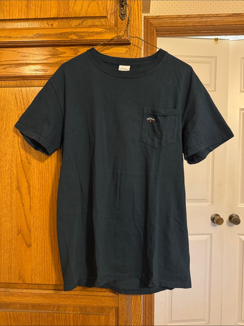 Men's Pocket T-Shirt — dark green M by Noah